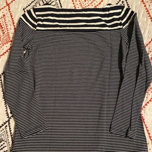 Gap maternity boatneck top